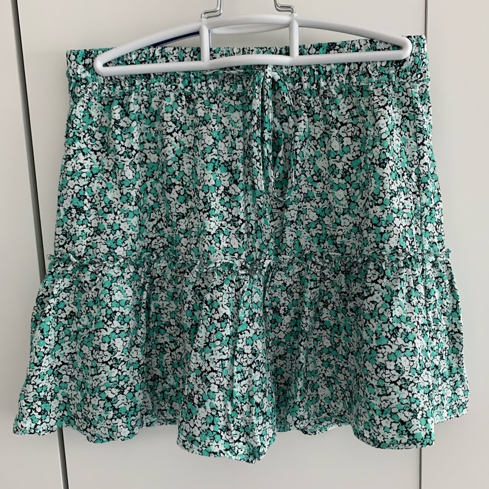 Zara Green Print Floral Skort
